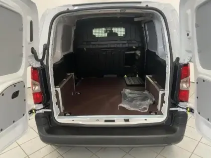 Photo 6 Peugeot Partner  M 800kg Electrique 136ch Batterie 54 kWh Pack Premium Connect