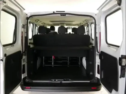 Photo 7 Renault Trafic  Combi L1 2.0 Blue dCi 150ch S&S Zen 8 places