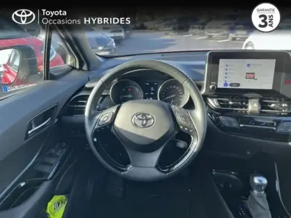 Photo 8 Toyota C-HR  2.0 Hybride 184ch Design Ultimate E-CVT