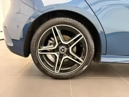 Photo 9 Mercedes Classe A  200 163ch AMG Line 7G-DCT 9cv