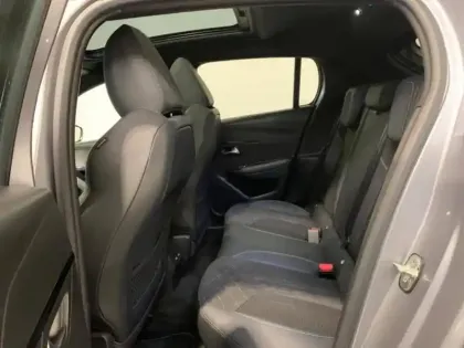 Photo 10 Peugeot 208  e- 136ch GT