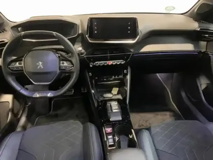 Photo 8 Peugeot 208  e- 136ch GT