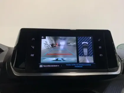 Photo 11 Peugeot 208  e- 136ch GT