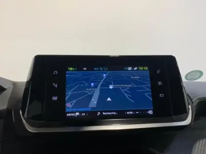 Photo 12 Peugeot 208  e- 136ch GT