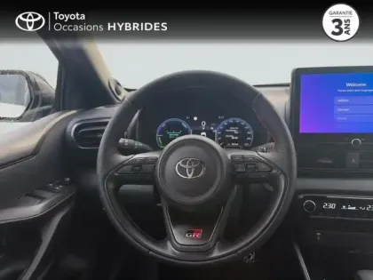 Photo 12 Toyota Yaris  130h GR Sport 5p MY25