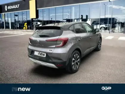 Photo 5 Renault Captur  1.6 E-Tech hybride 145ch Evolution