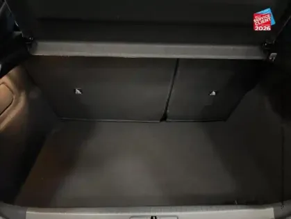 Photo 13 Peugeot 208  e- 136ch Allure