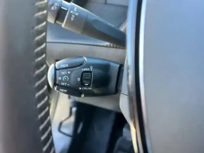 Photo 19 Peugeot 2008  1.2 PureTech 130ch S&S Allure Business