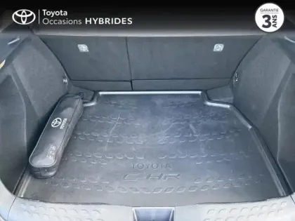 Photo 9 Toyota C-HR  122h Dynamic 2WD E-CVT RC18