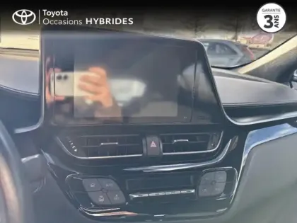 Photo 14 Toyota C-HR  122h Dynamic 2WD E-CVT RC18