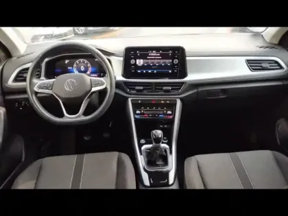 Photo 7 Volkswagen T-roc  1.0 TSI 110ch Life