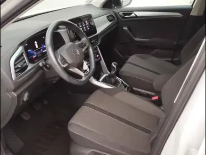 Photo 8 Volkswagen T-roc  1.0 TSI 110ch Life