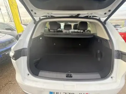 Photo 12 Leapmotor C10  REEV 215ch 28,4 kWh Design MY25