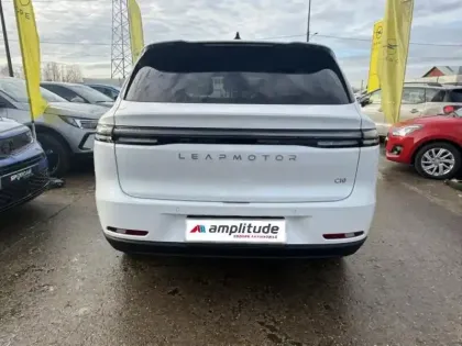 Photo 5 Leapmotor C10  REEV 215ch 28,4 kWh Design MY25