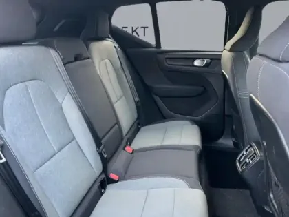 Photo 9 Volvo Xc40  T2 129ch Momentum Geartronic 8