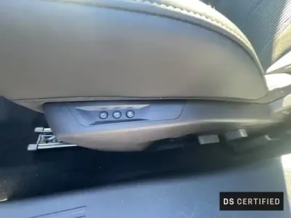 Photo 8 DS DS 4  Hybride 136ch Etoile Automatique