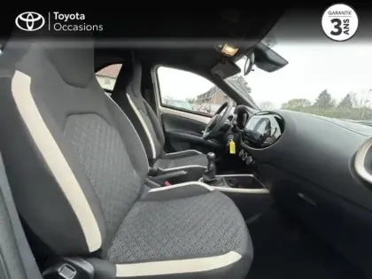 Photo 12 Toyota Aygo  X 1.0 VVT-i 72ch Air Design MY23