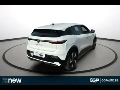 Photo 13 Renault Megane  E-Tech Electric EV40 130ch Equilibre boost charge