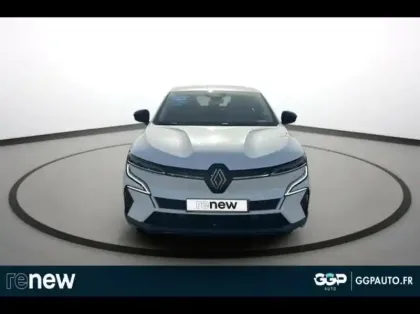 Photo 9 Renault Megane  E-Tech Electric EV40 130ch Equilibre boost charge