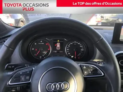 Photo 7 Toyota Aygo  X 116h Graphic