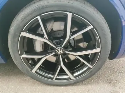 Photo 8 Volkswagen Touareg  3.0 TSI eHybrid 462ch R 4Motion BVA8