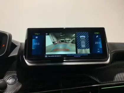 Photo 11 Peugeot 2008  e- 136ch GT