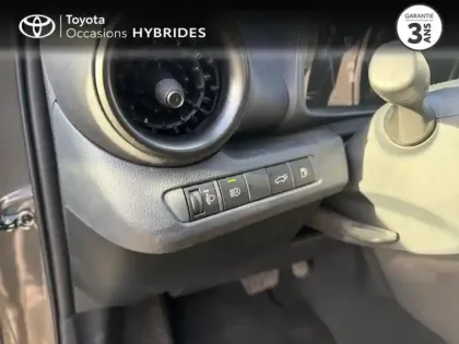 Photo 12 Toyota C-HR  1.8 Hybride 140ch Collection NG23