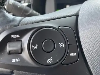 Photo 11 Opel Corsa  -e 136ch Elegance