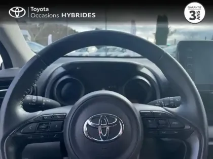 Photo 12 Toyota Yaris  116h Design 5p MY22