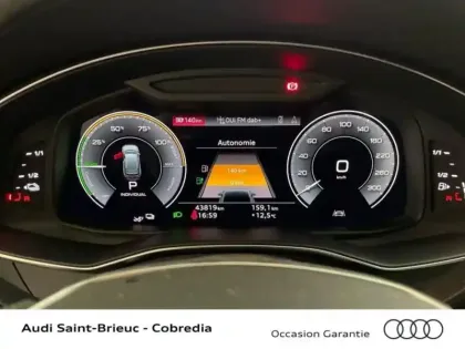 Photo 9 Audi A6  Avant 55 TFSI e 367ch Compétition quattro S tronic 7