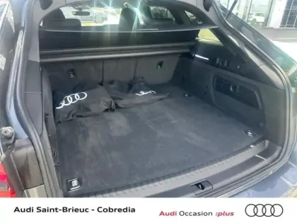 Photo 44 Audi A6  Avant 55 TFSI e 367ch Compétition quattro S tronic 7
