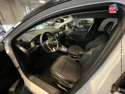 Photo 14 Renault Captur  1.6 E-Tech hybride rechargeable 160ch Intens -21