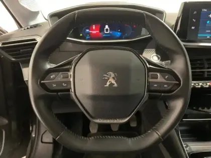 Photo 14 Peugeot 208  1.2 PureTech 100ch S&S Allure