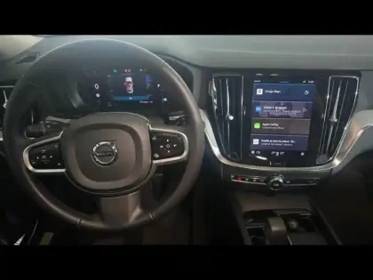 Photo 8 Volvo V60  B4 197ch Plus Style Dark DCT 7