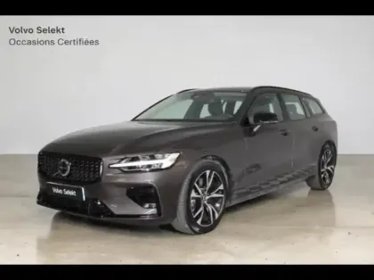 Photo 20 Volvo V60 Gén. II Ph1 NG2 Plus Style Dark 5