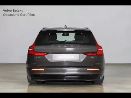 Photo 23 Volvo V60 Gén. II Ph1 NG2 Plus Style Dark 5