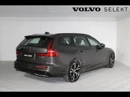 Photo 19 Volvo V60  B4 197ch Plus Style Dark DCT 7