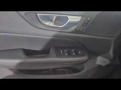 Photo 5 Volvo V60  B4 197ch Plus Style Dark DCT 7