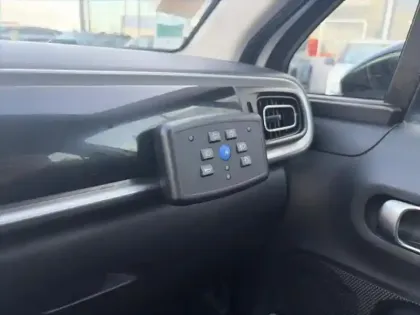 Photo 12 Citroën C3  1.2 PureTech 110ch S&S Shine EAT6