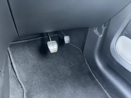 Photo 13 Citroën C3  1.2 PureTech 110ch S&S Shine EAT6