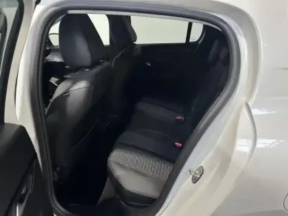 Photo 9 Peugeot 208  1.2 PureTech 100ch S&S Roadtrip EAT8