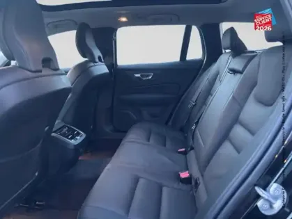 Photo 10 Volvo V60  B4 197ch Ultra Style Dark DCT 7