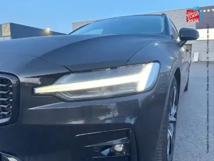 Photo 12 Volvo V60  B4 197ch Ultra Style Dark DCT 7