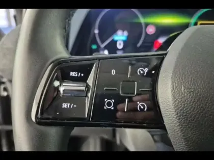 Photo 12 Renault Megane  E-Tech Electric EV60 130ch Evolution ER optimum charge