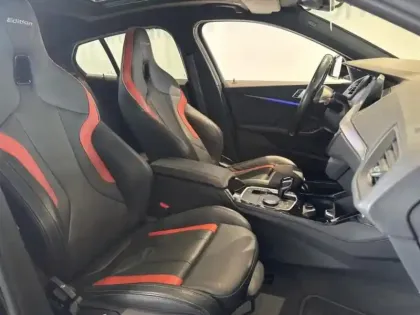 Photo 8 BMW Serie 1 Gén. III (F40) Ph2 Edition M Sport Pro 5