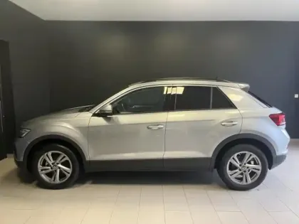 Photo 10 Volkswagen T-roc  1.0 TSI 116ch VW Edition