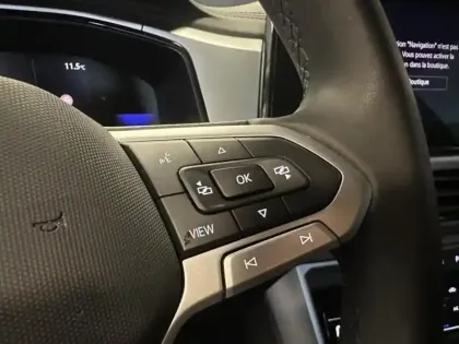 Photo 12 Volkswagen T-roc  1.0 TSI 116ch VW Edition