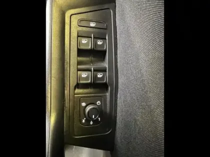 Photo 11 Volkswagen T-roc  1.0 TSI 116ch VW Edition