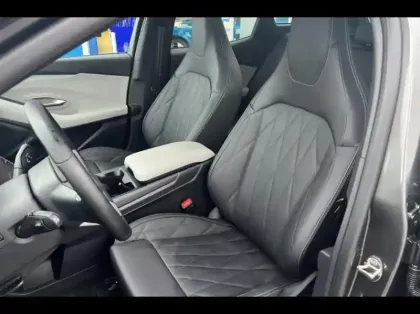 Photo 9 Ford Explorer  286ch Extended Range 77kWh Pack Premium RWD