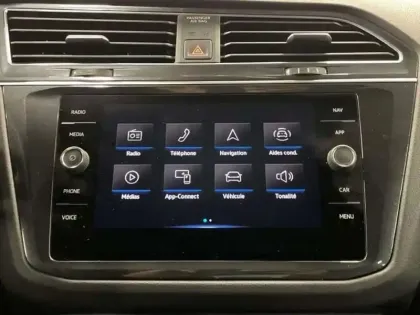 Photo 19 Volkswagen Tiguan 2.0 TDI 150ch DSG7 R-Line